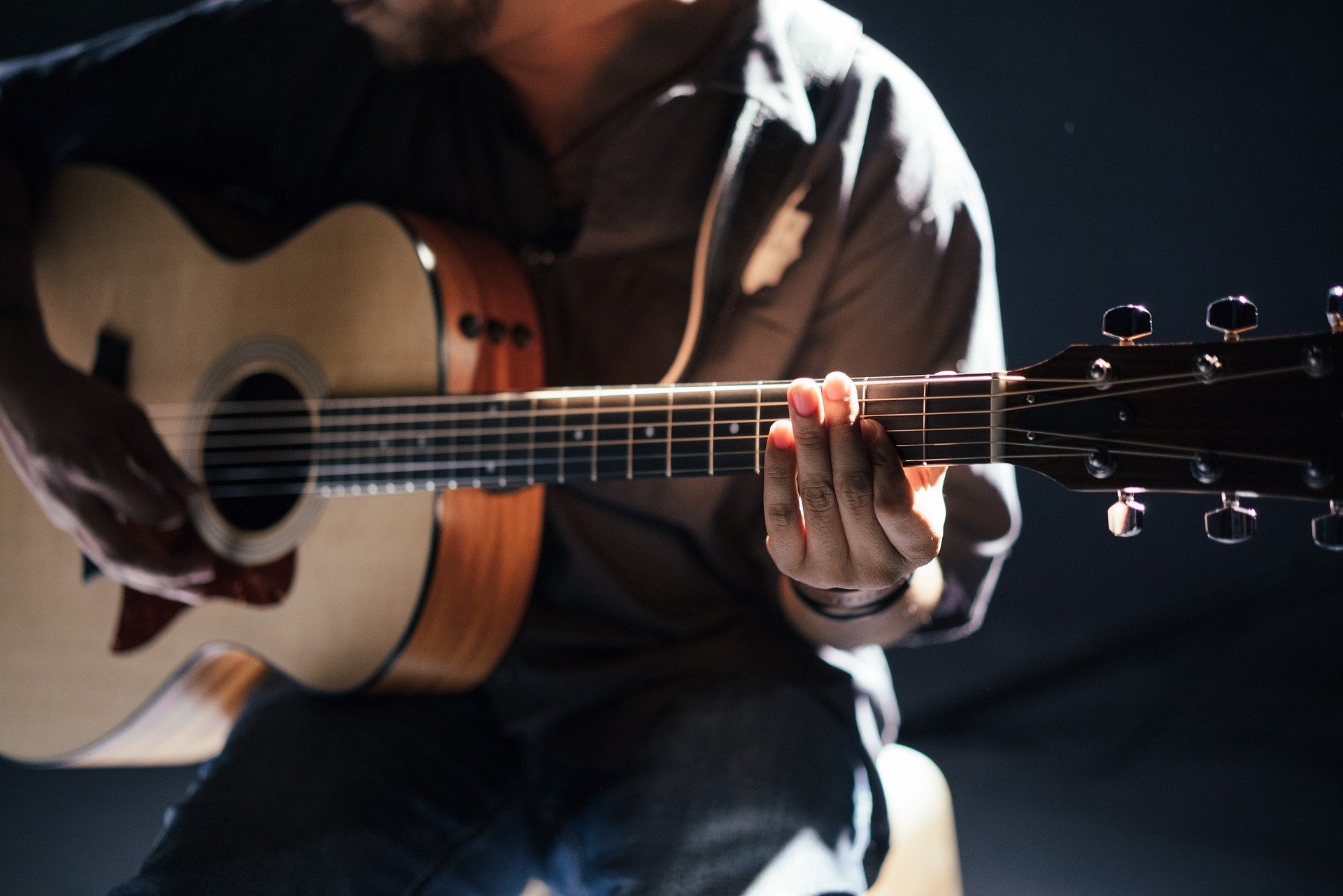 meilleures cordes de guitare acoustique en soie et en acier du fournisseur  chinois